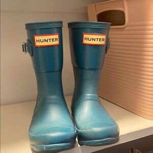 Hunter Blue Boots Classic Style